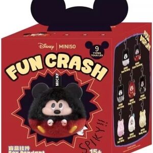 Miniso -Disney Mickey Fun Crash Vinyl Plush Pendant Blind Box